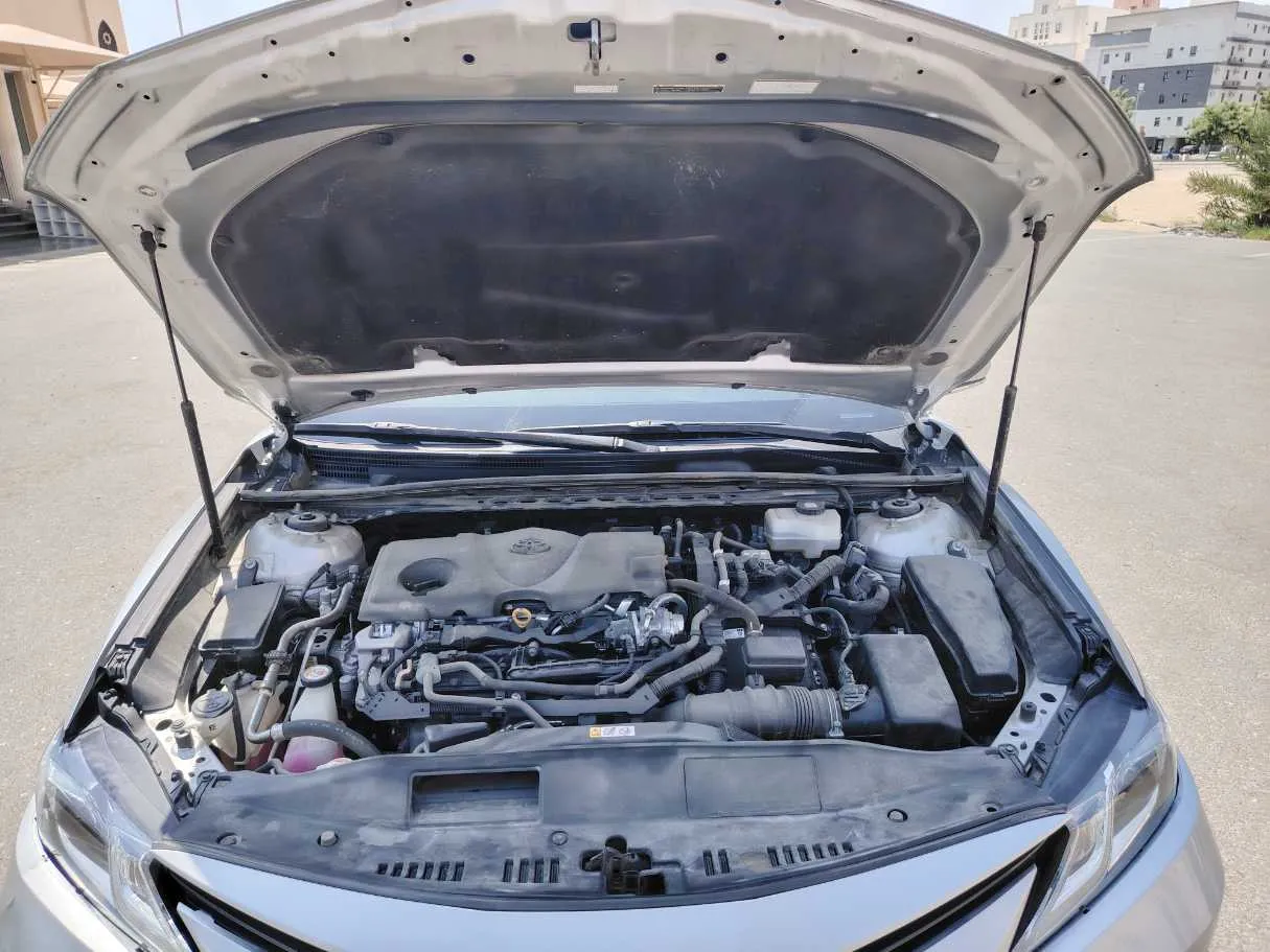 Car image 32