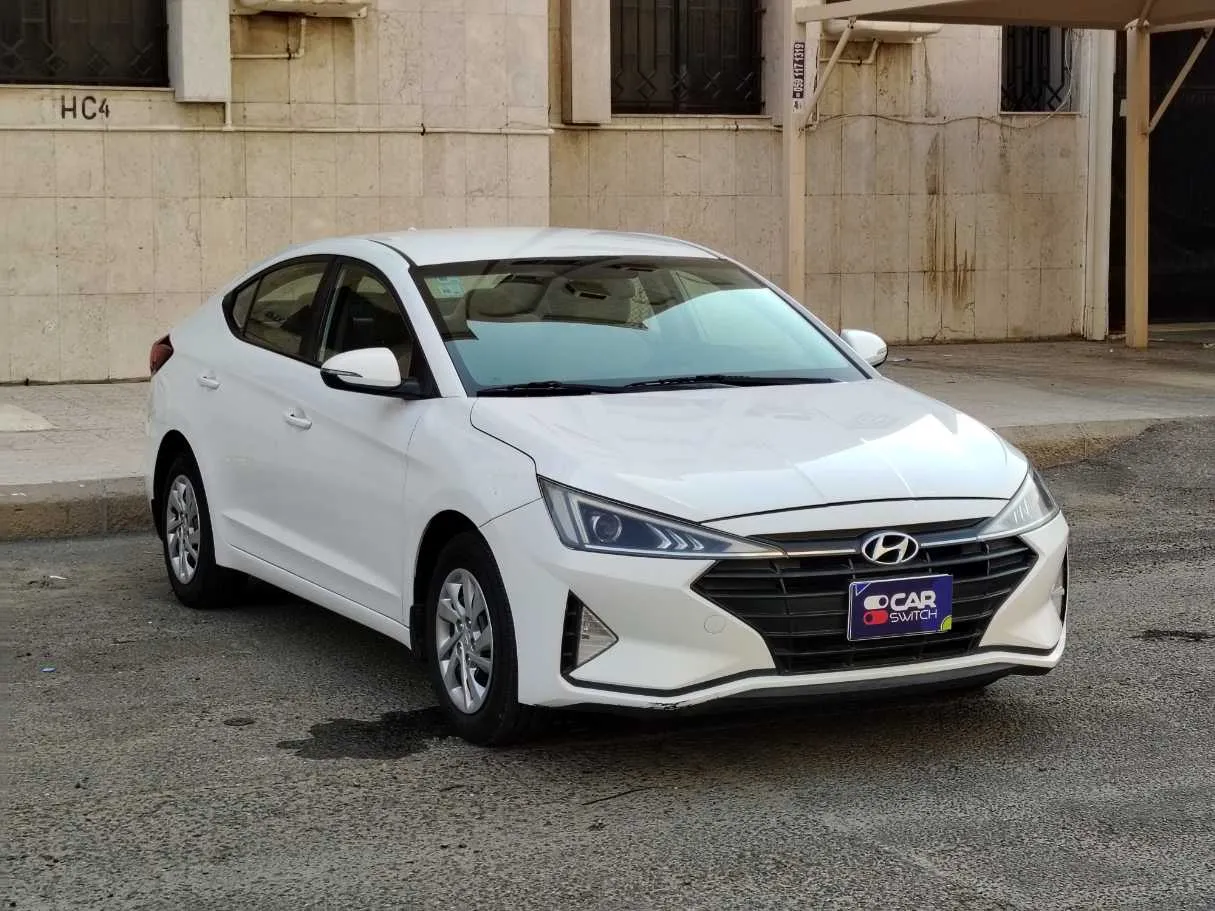 Car image 3