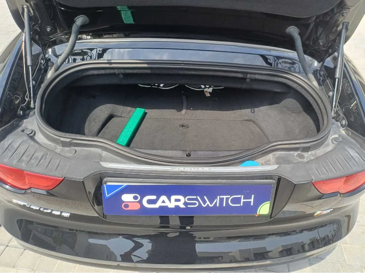 Car image 21