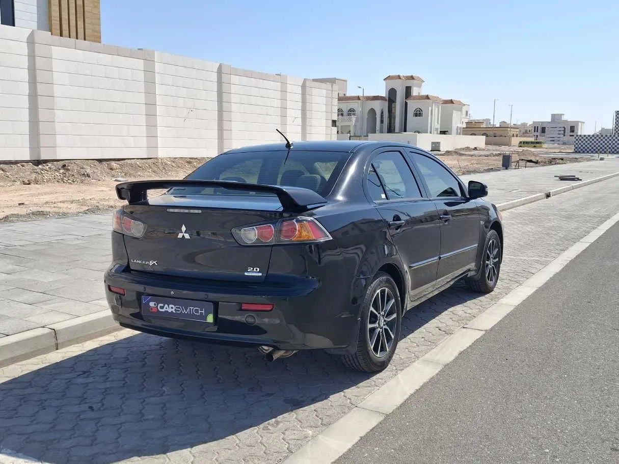 Car image 5