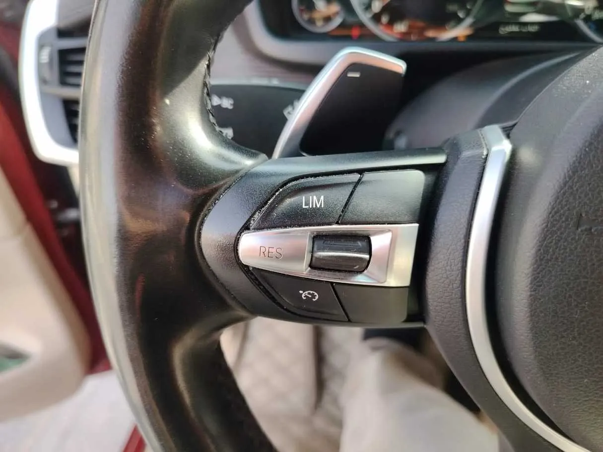 Car image 42