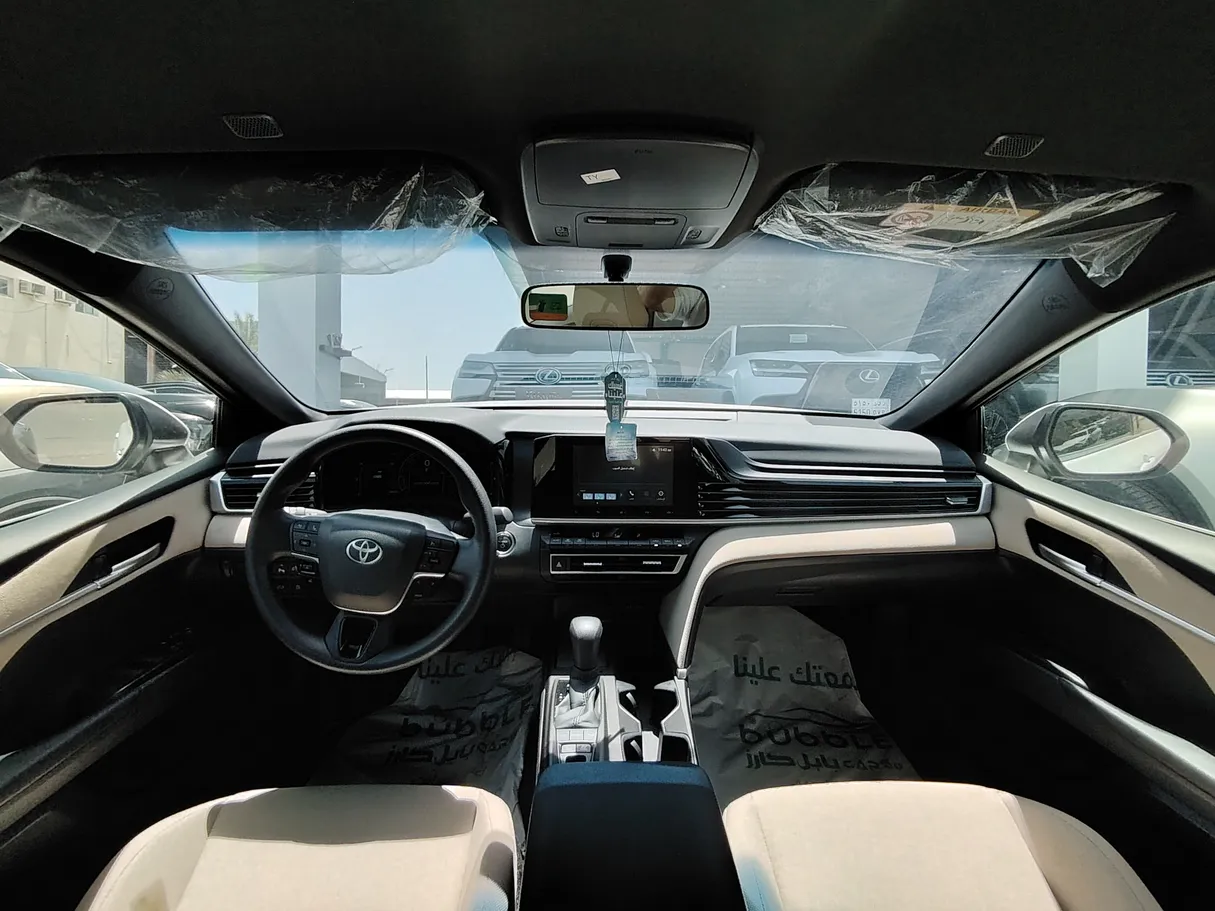 Car image 21