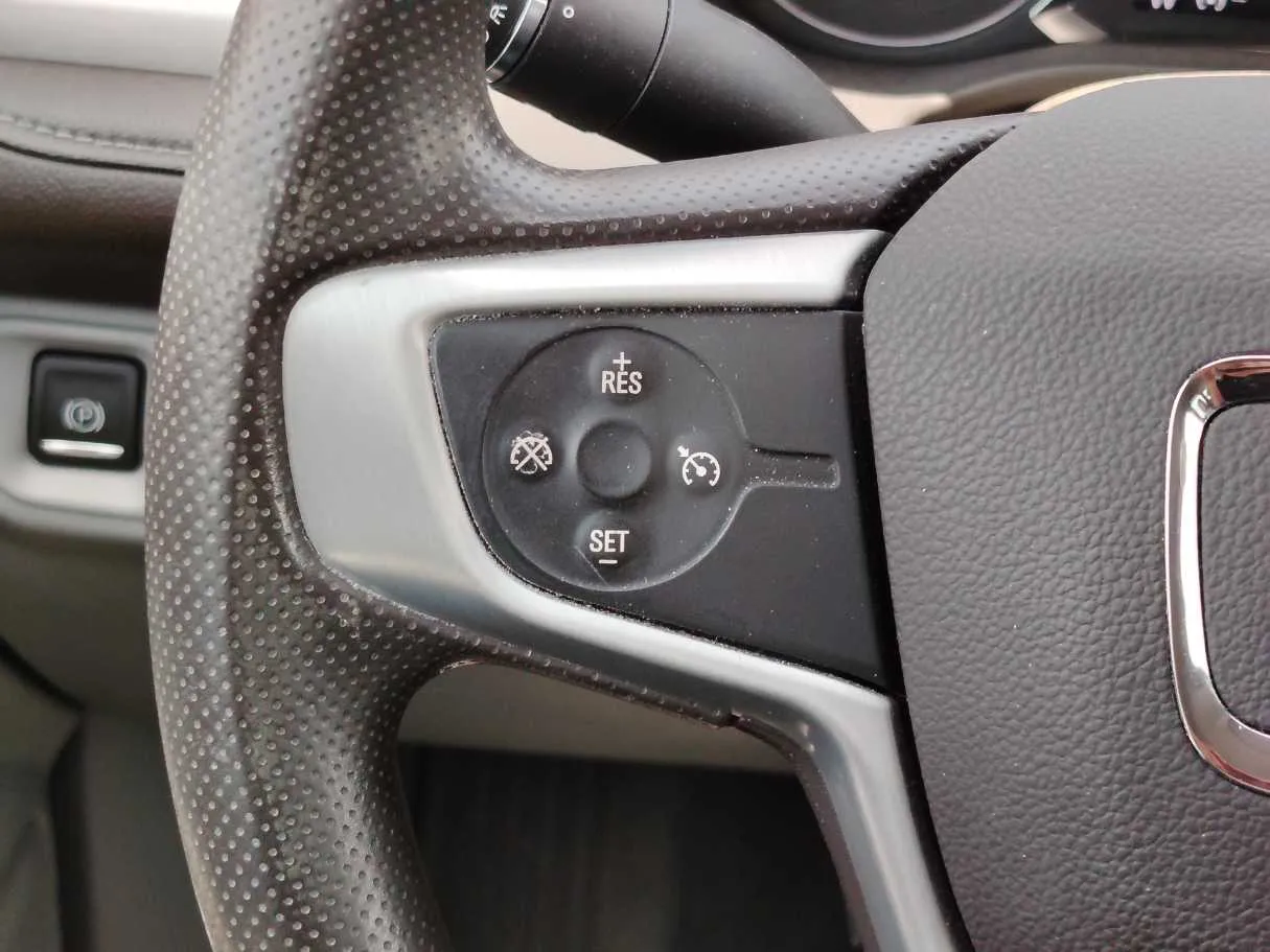 Car image 32