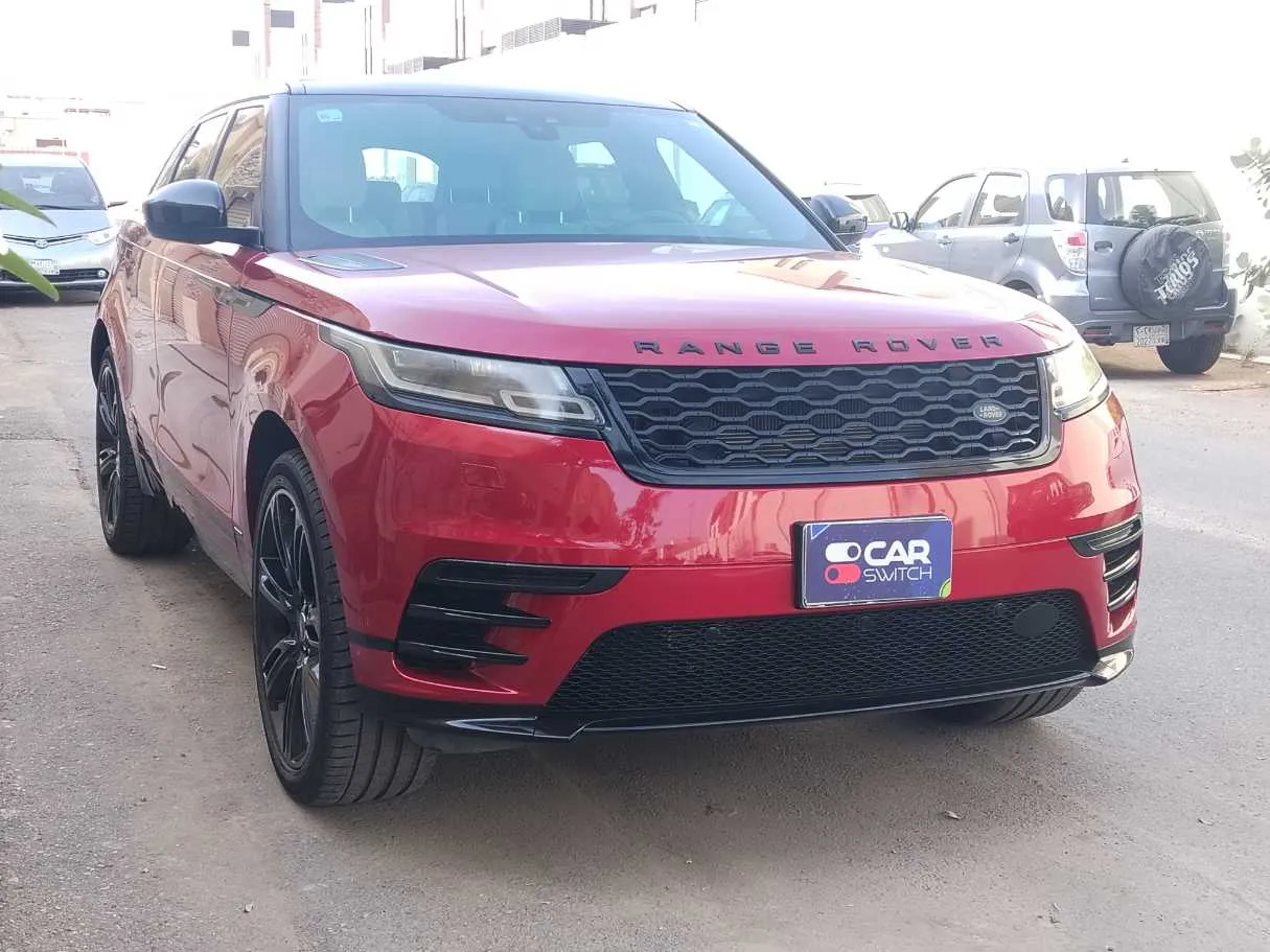 Car image 3