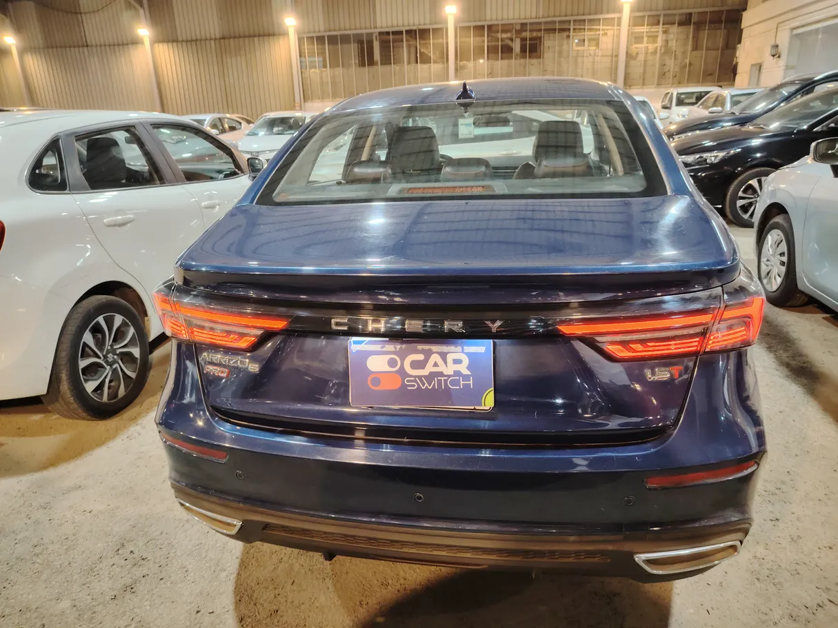 Car image 6