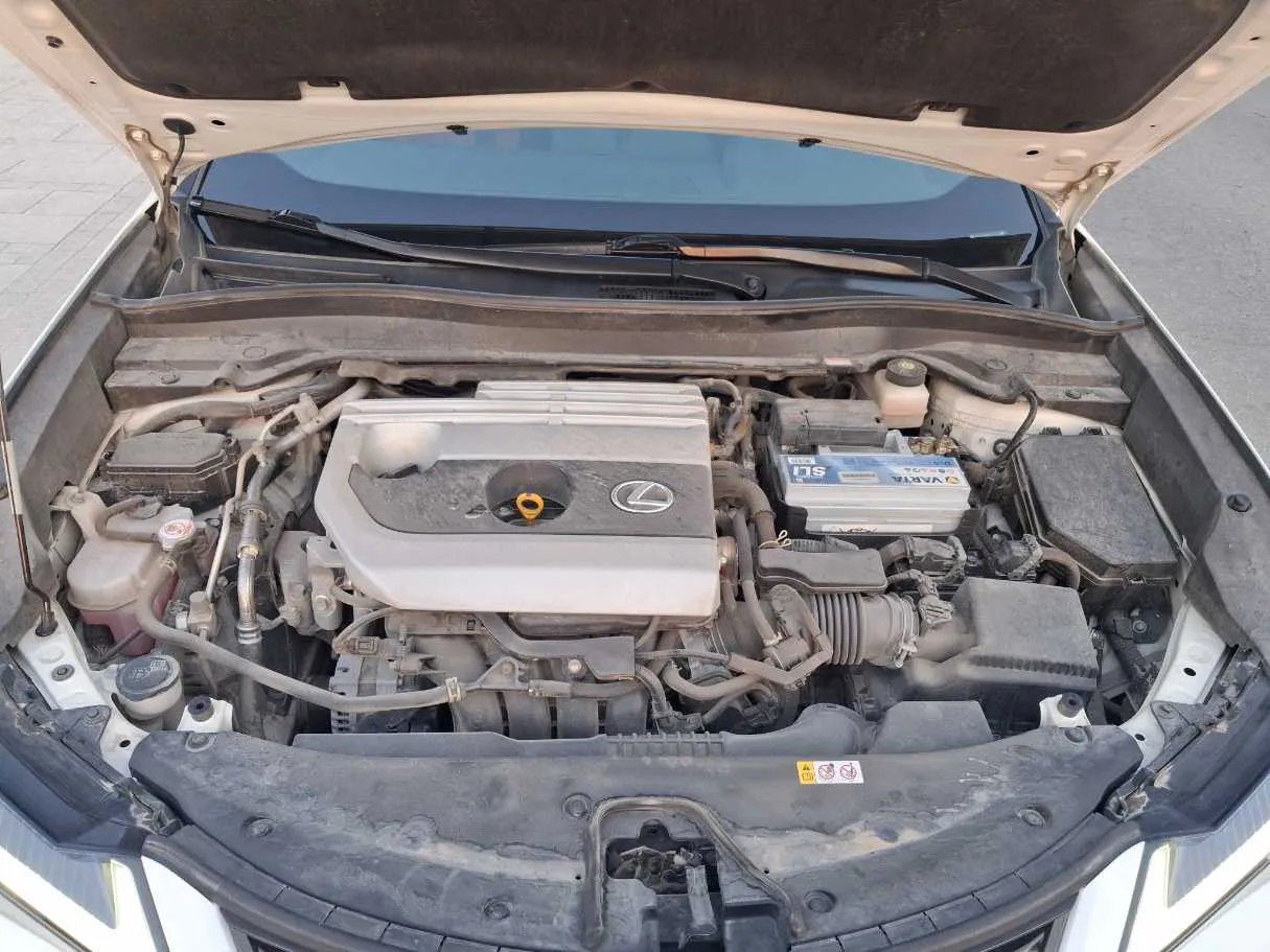 Car image 20