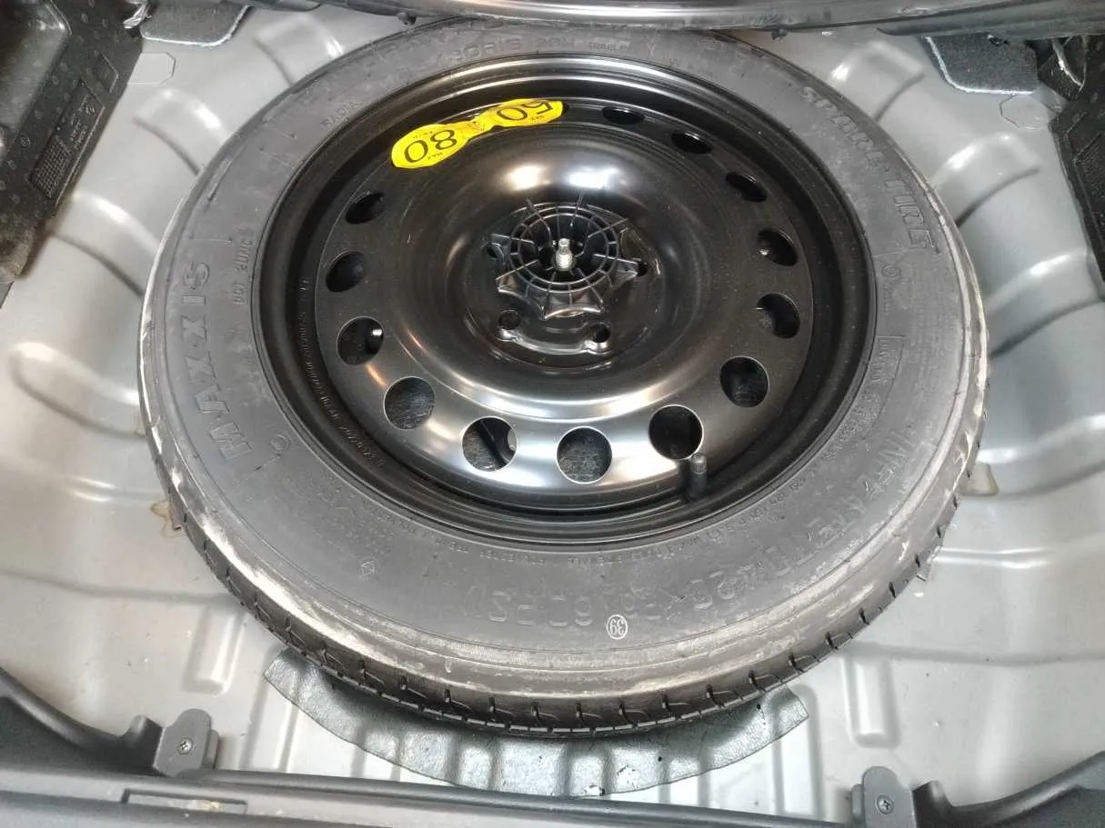 Car image 41
