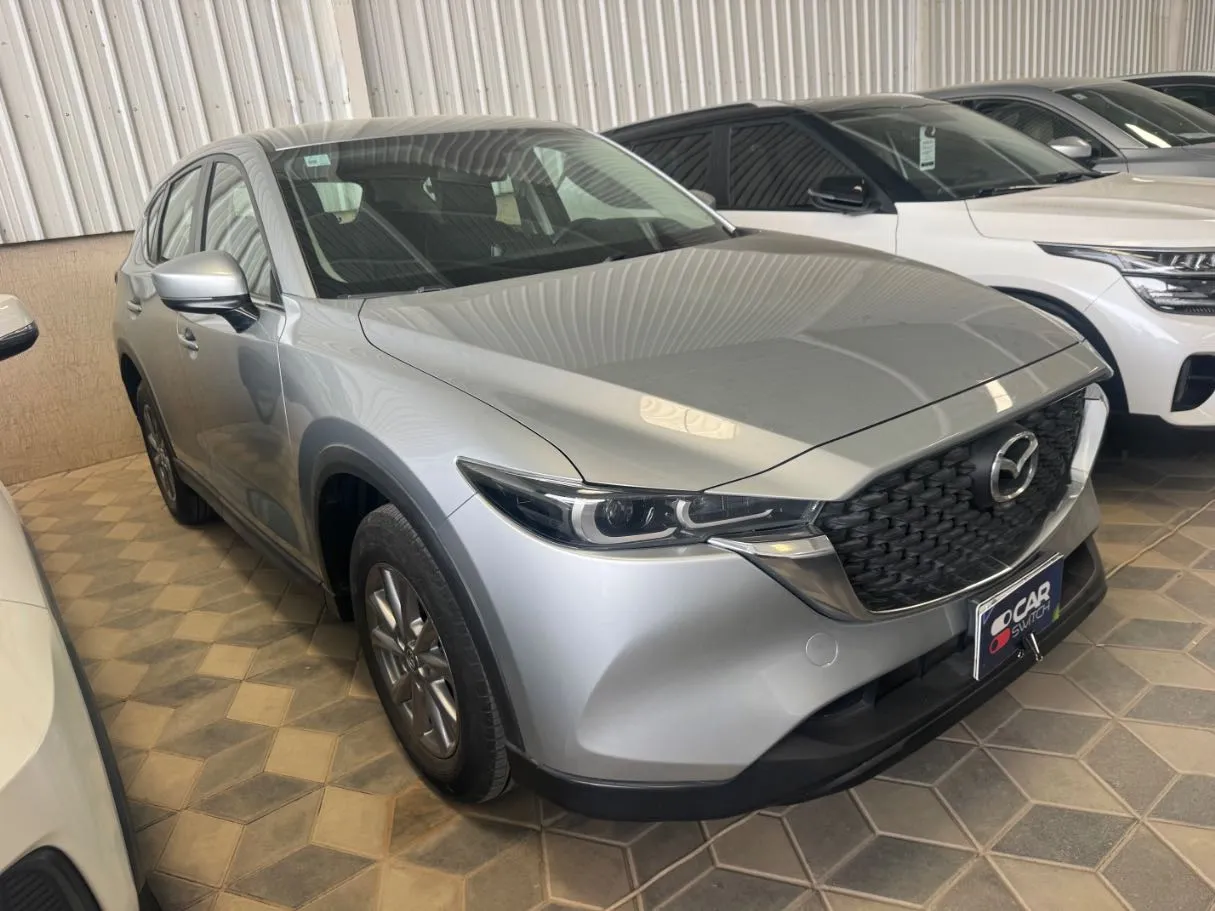Car image 2