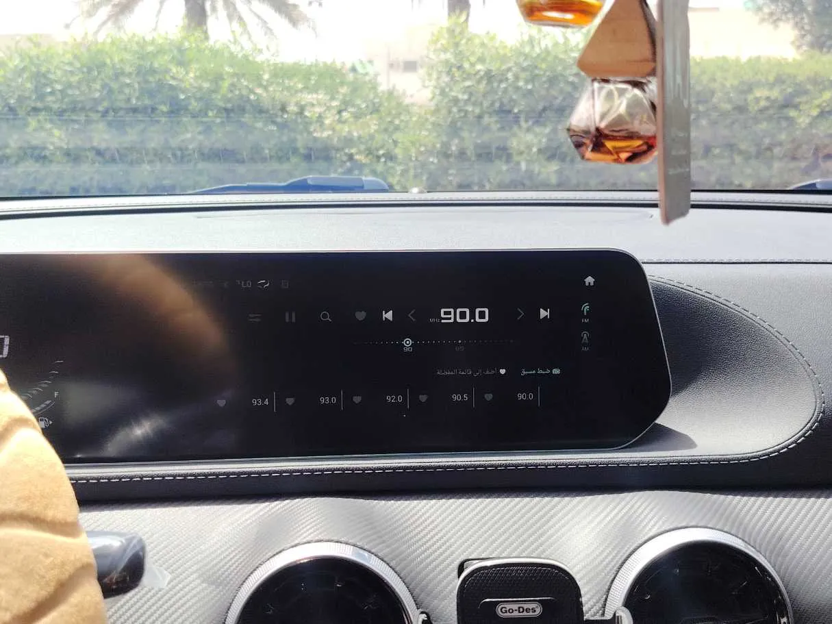 Car image 21
