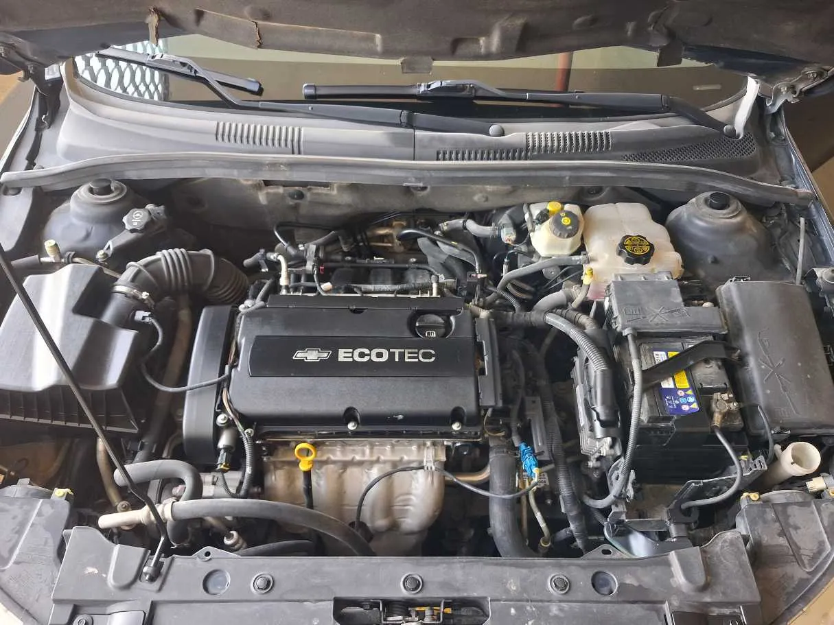 Car image 10