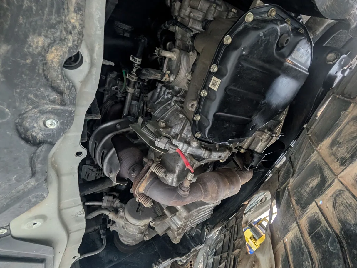 Car image 14