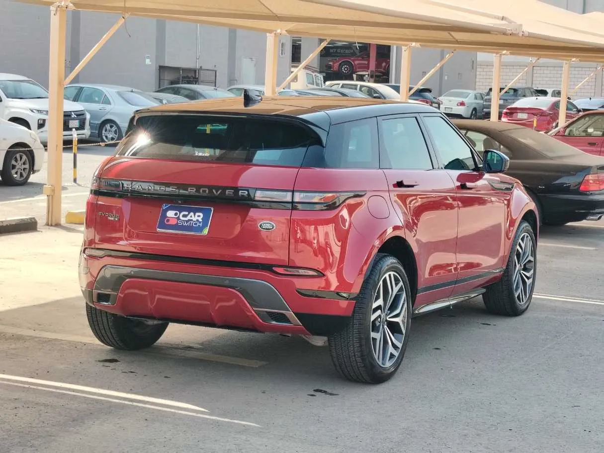 Car image 4