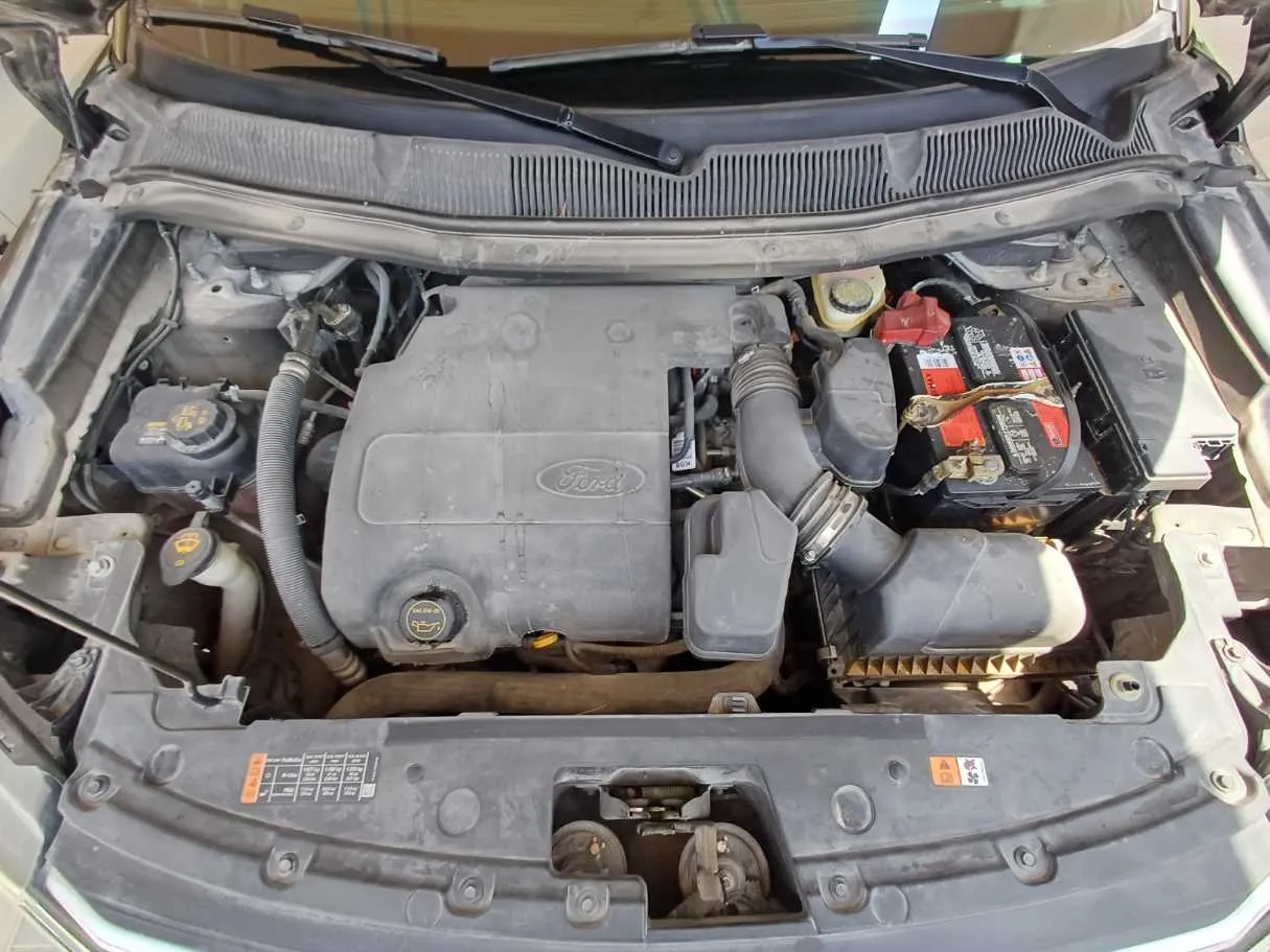 Car image 21