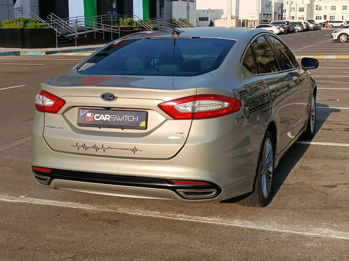 Car image 5
