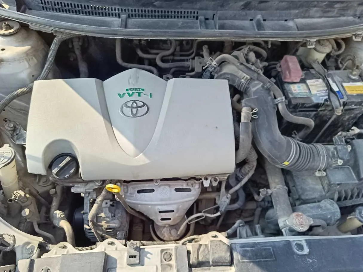 Car image 33