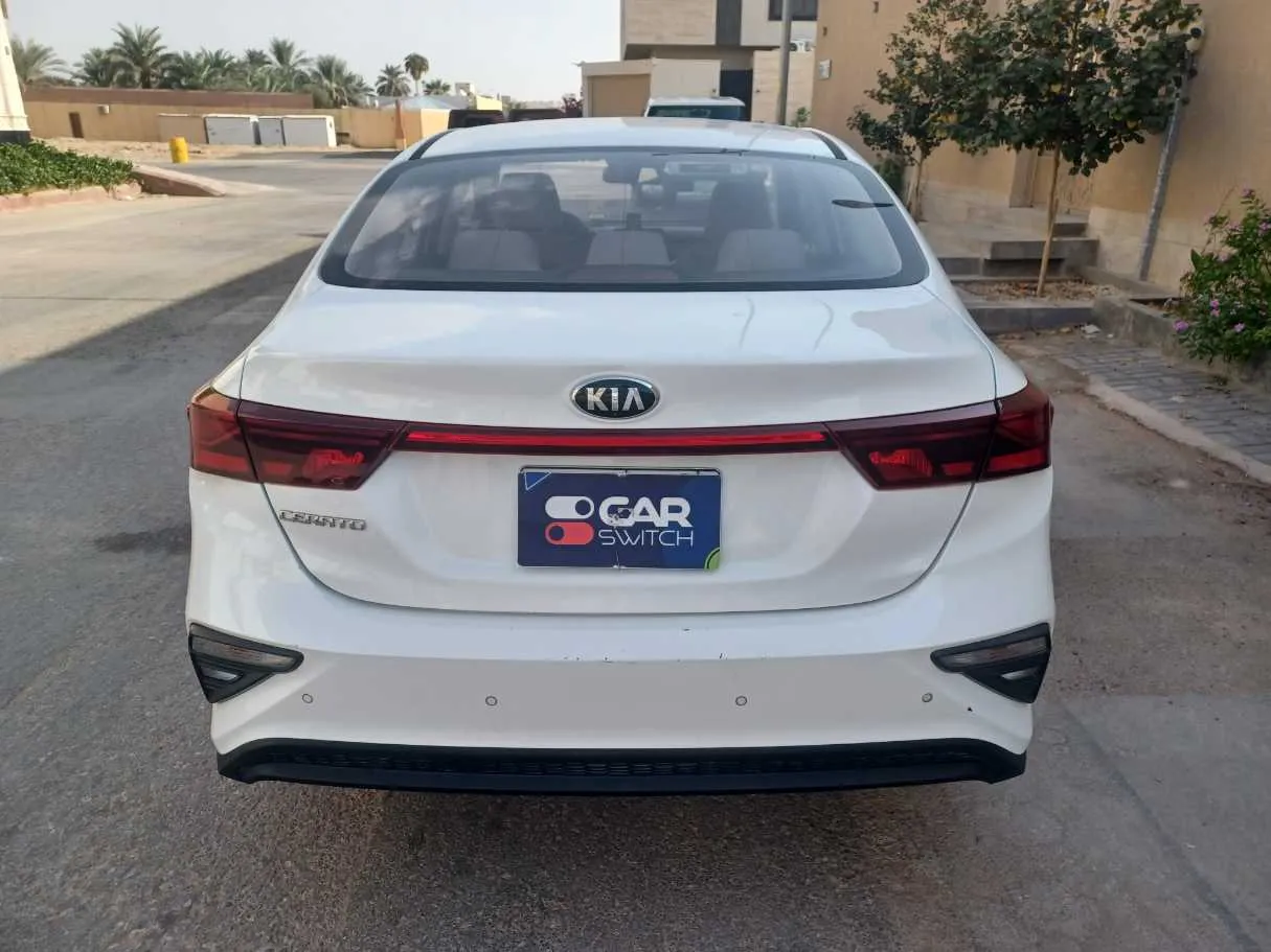 Car image 6