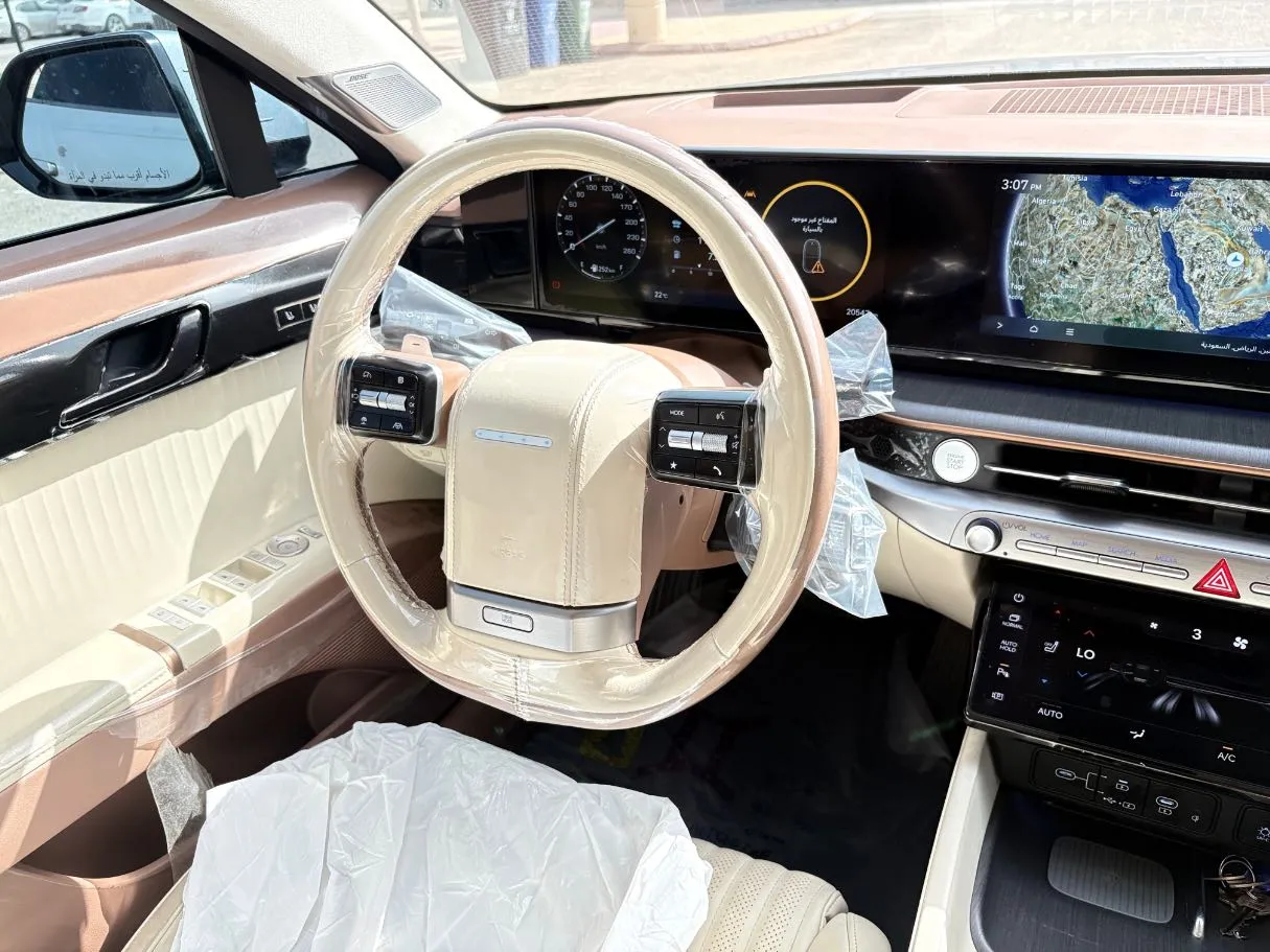 Car image 21