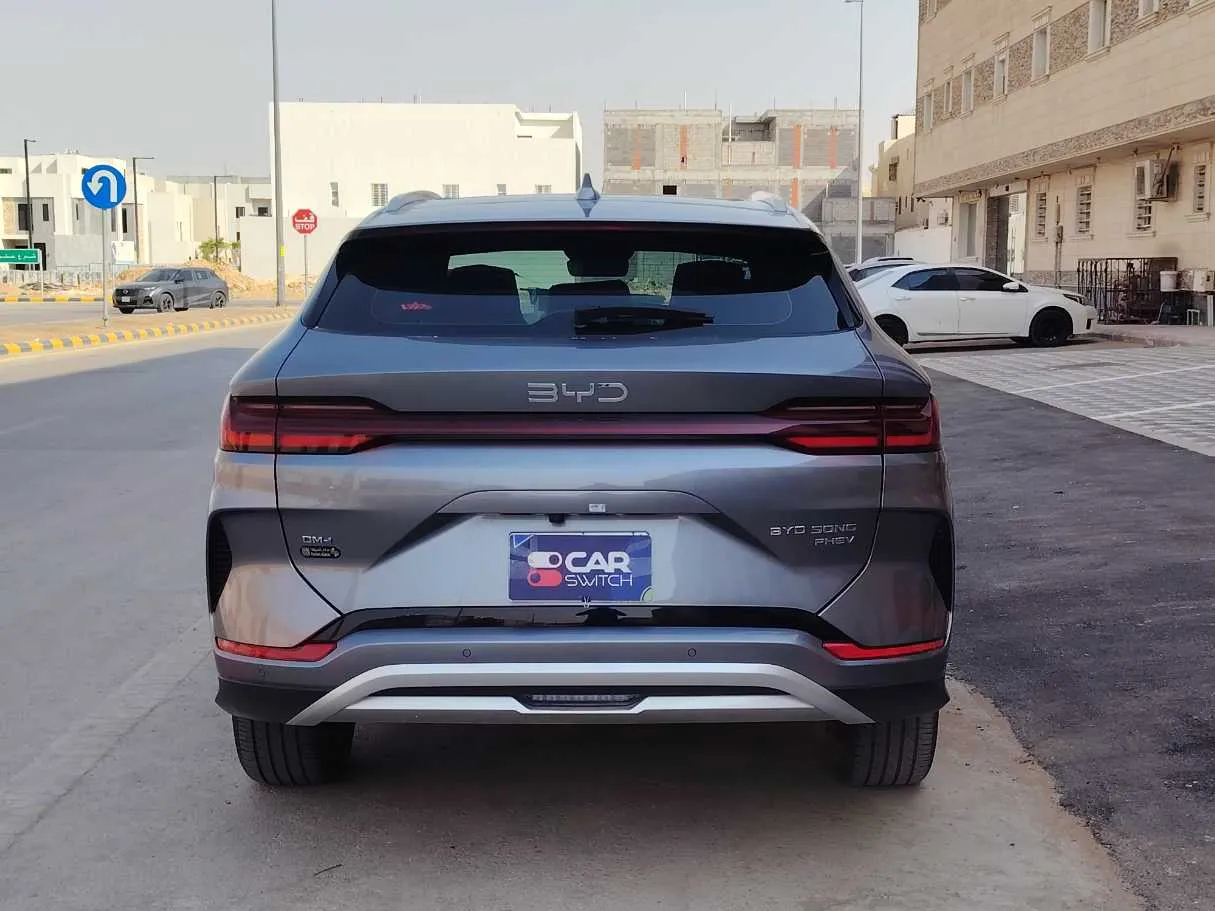 Car image 6