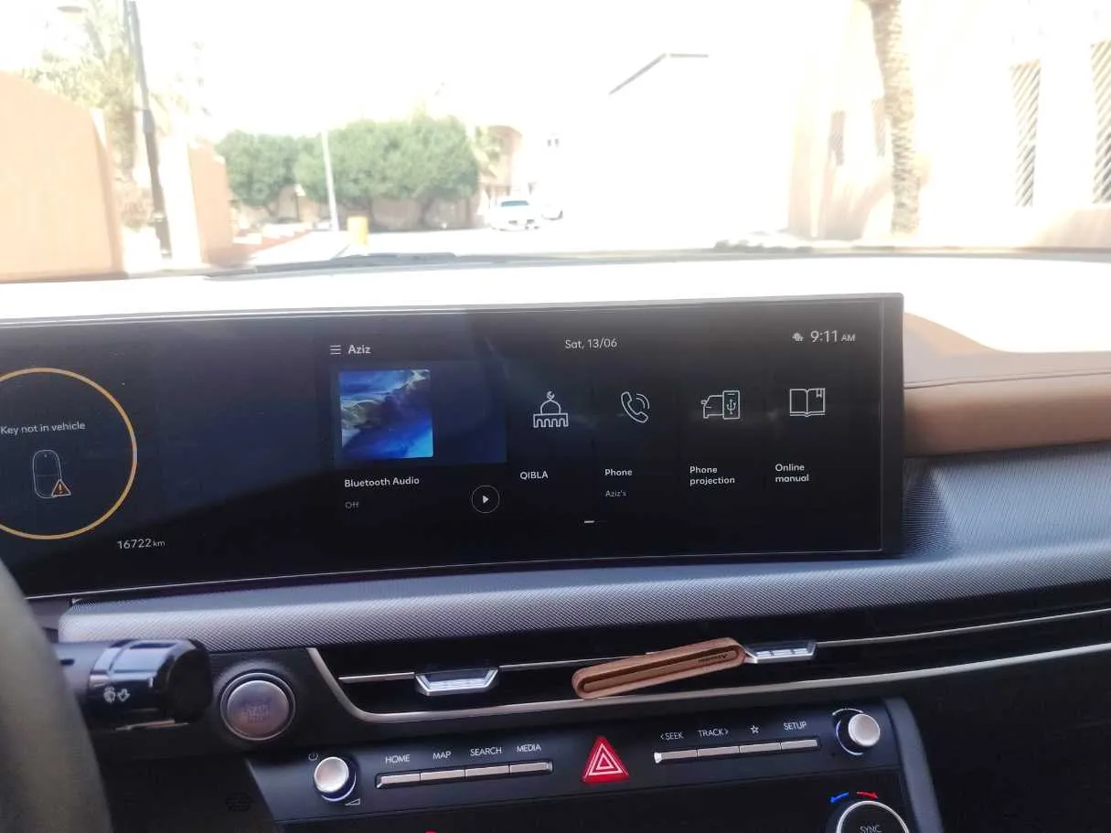 Car image 22