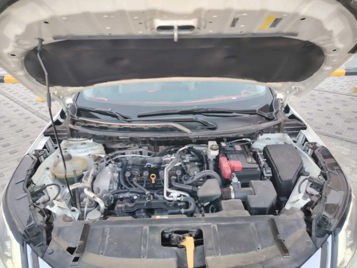 Car image 30