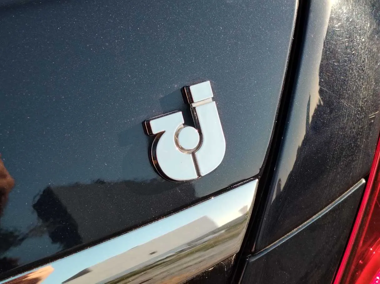 Car image 37