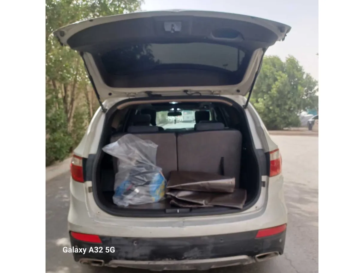 Car image 27
