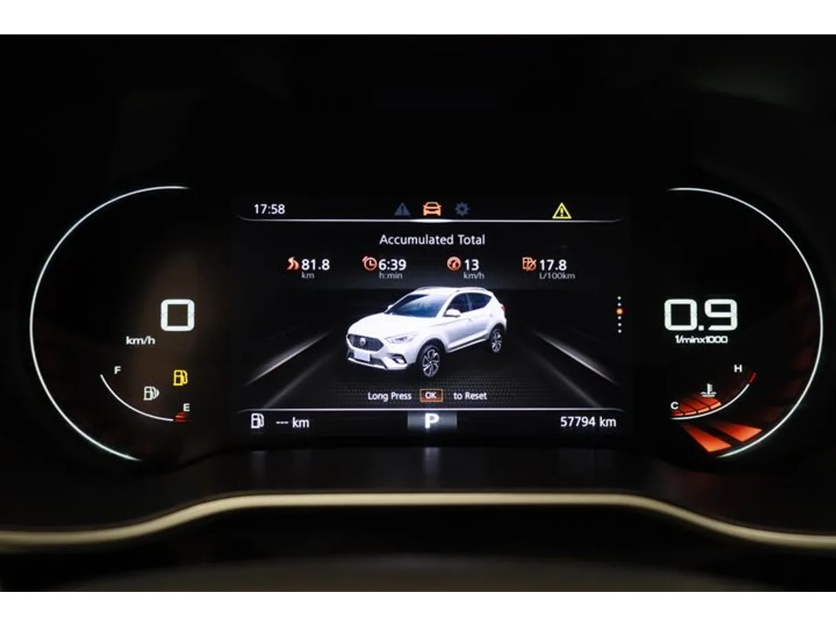 Car image 6