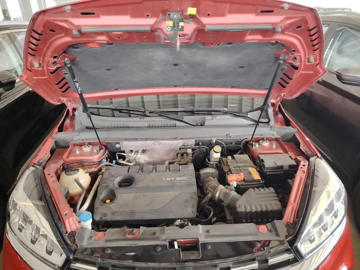 Car image 35