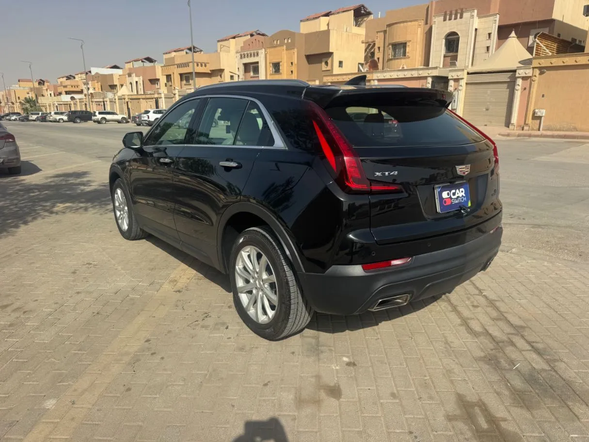 Car image 7