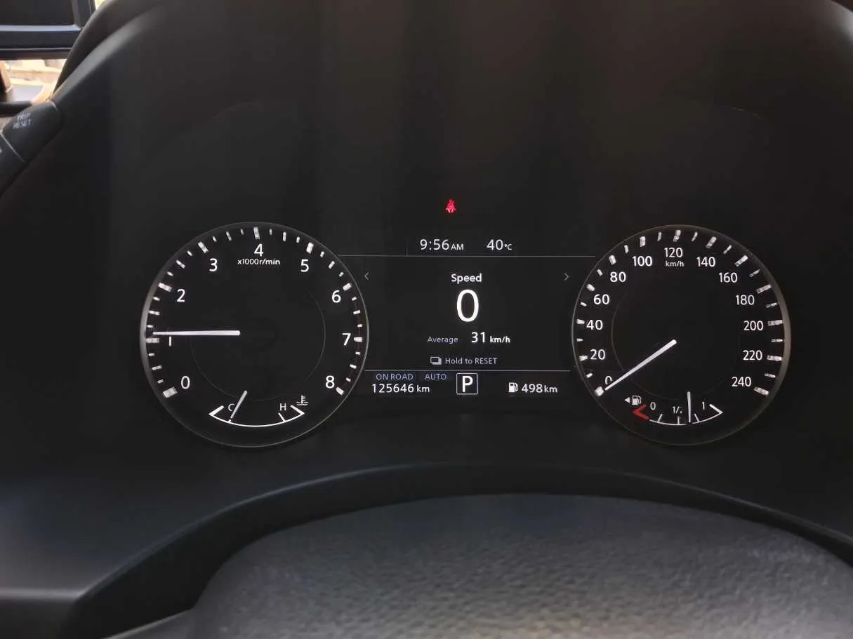 Car image 19