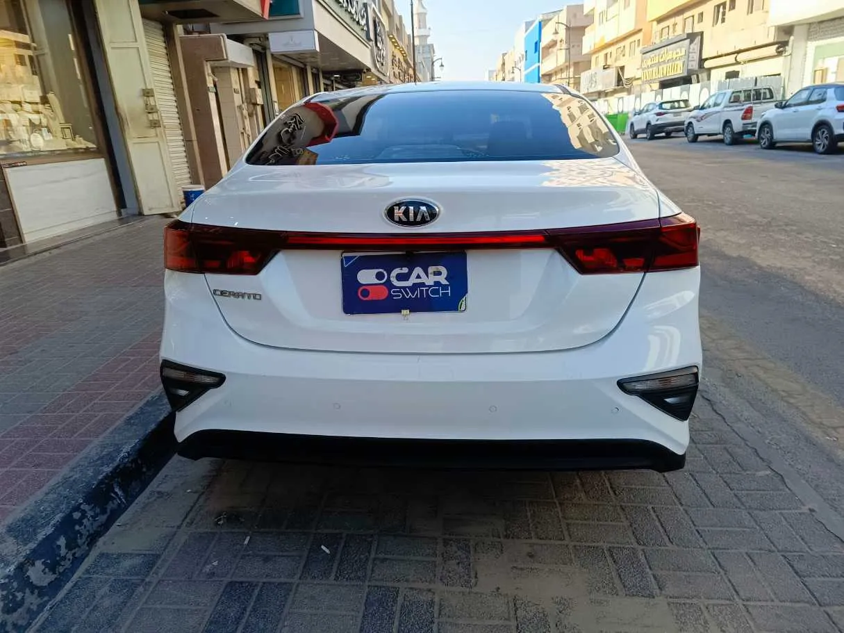 Car image 6