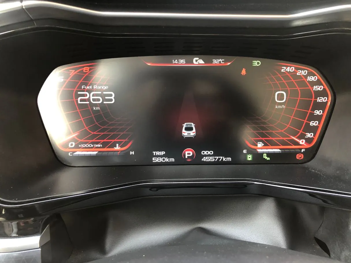 Car image 17
