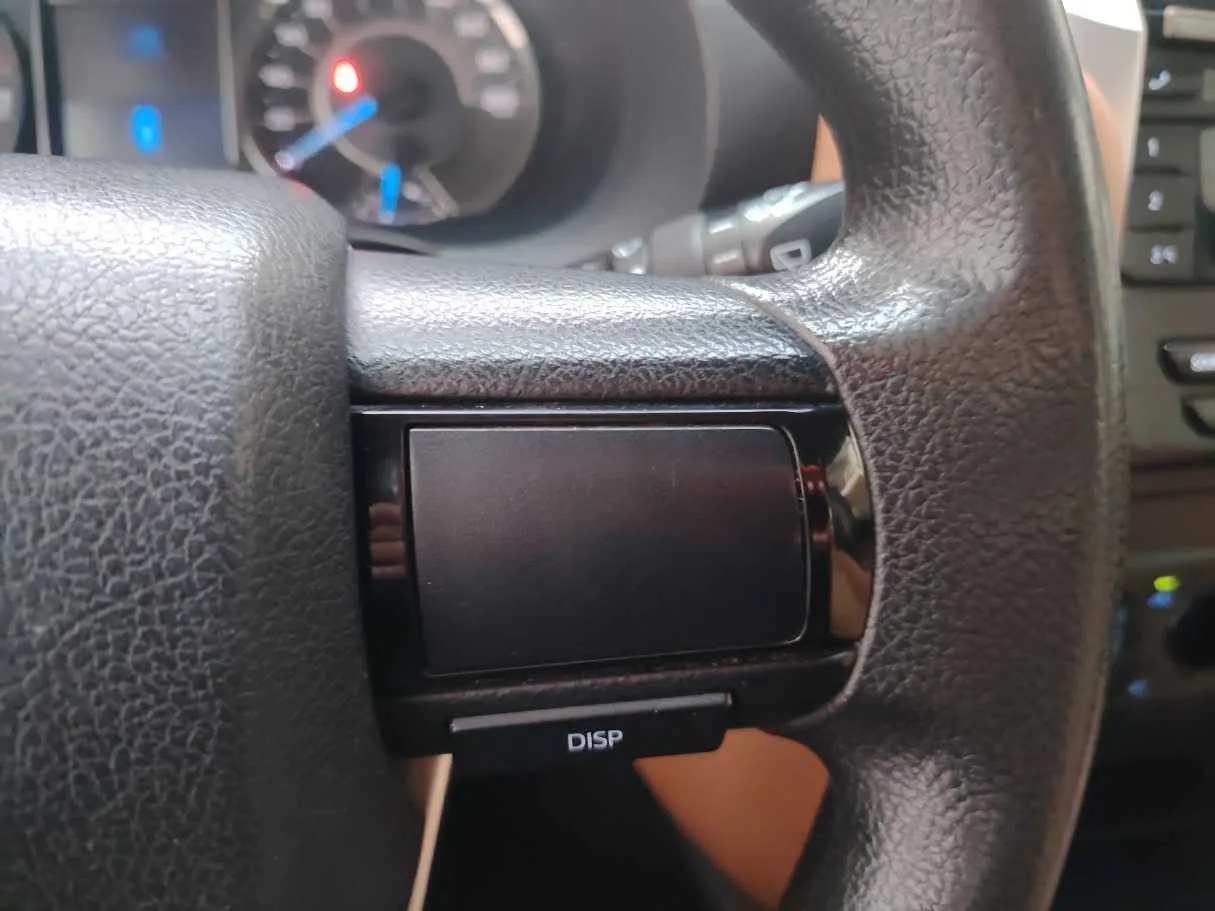 Car image 38