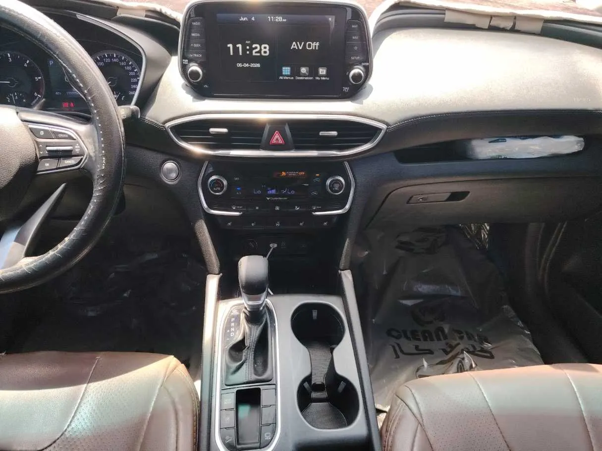 Car image 20
