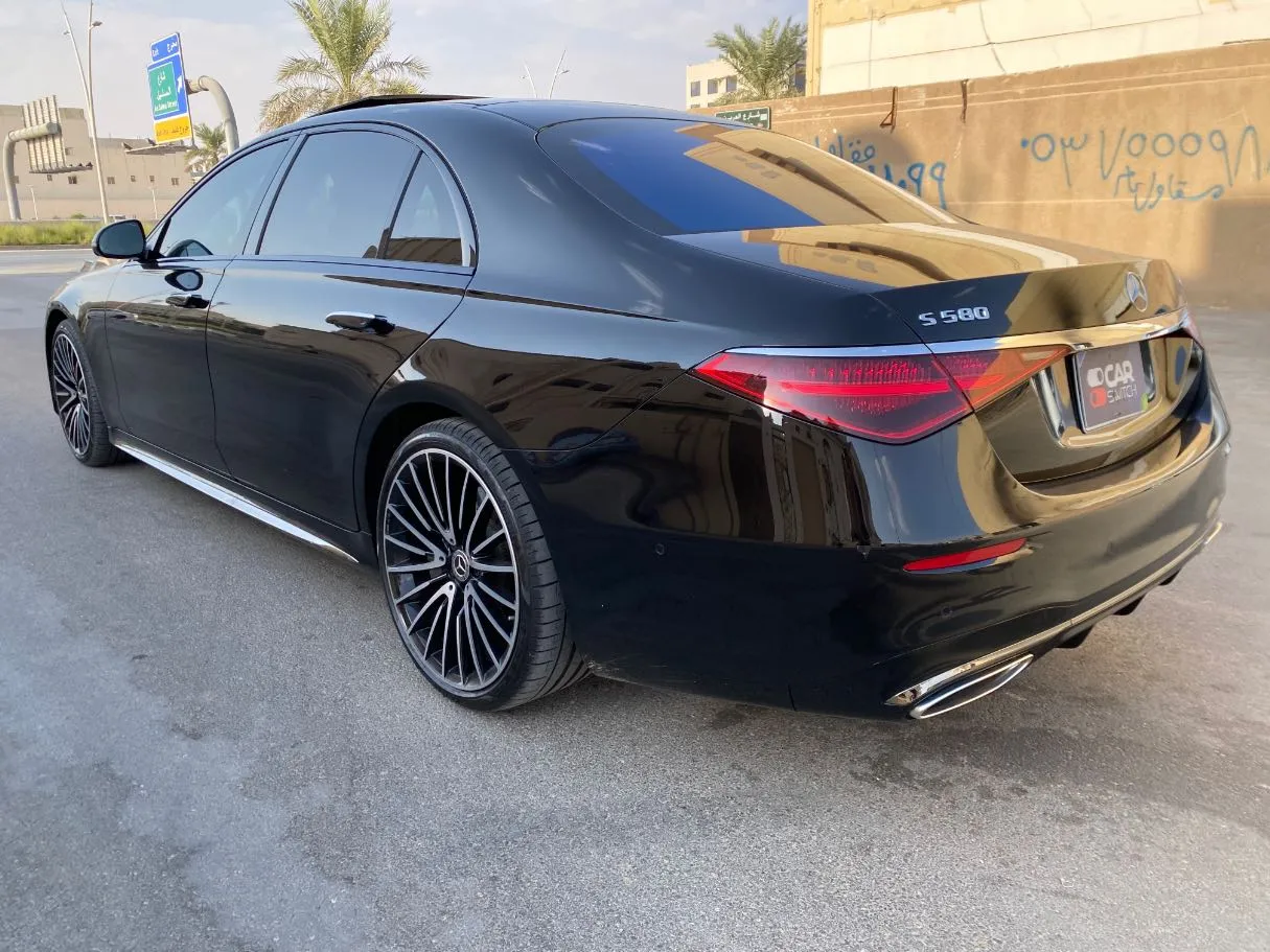 Car image 7