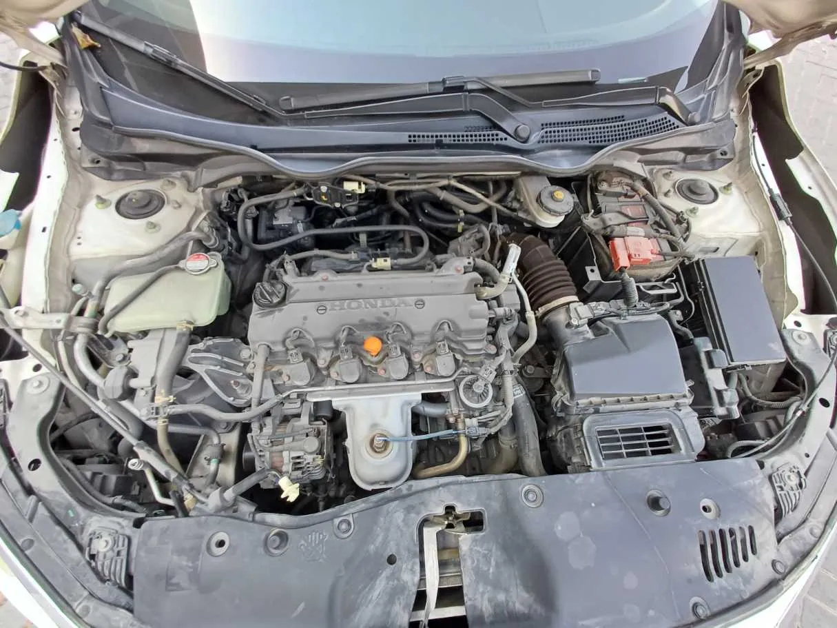 Car image 21
