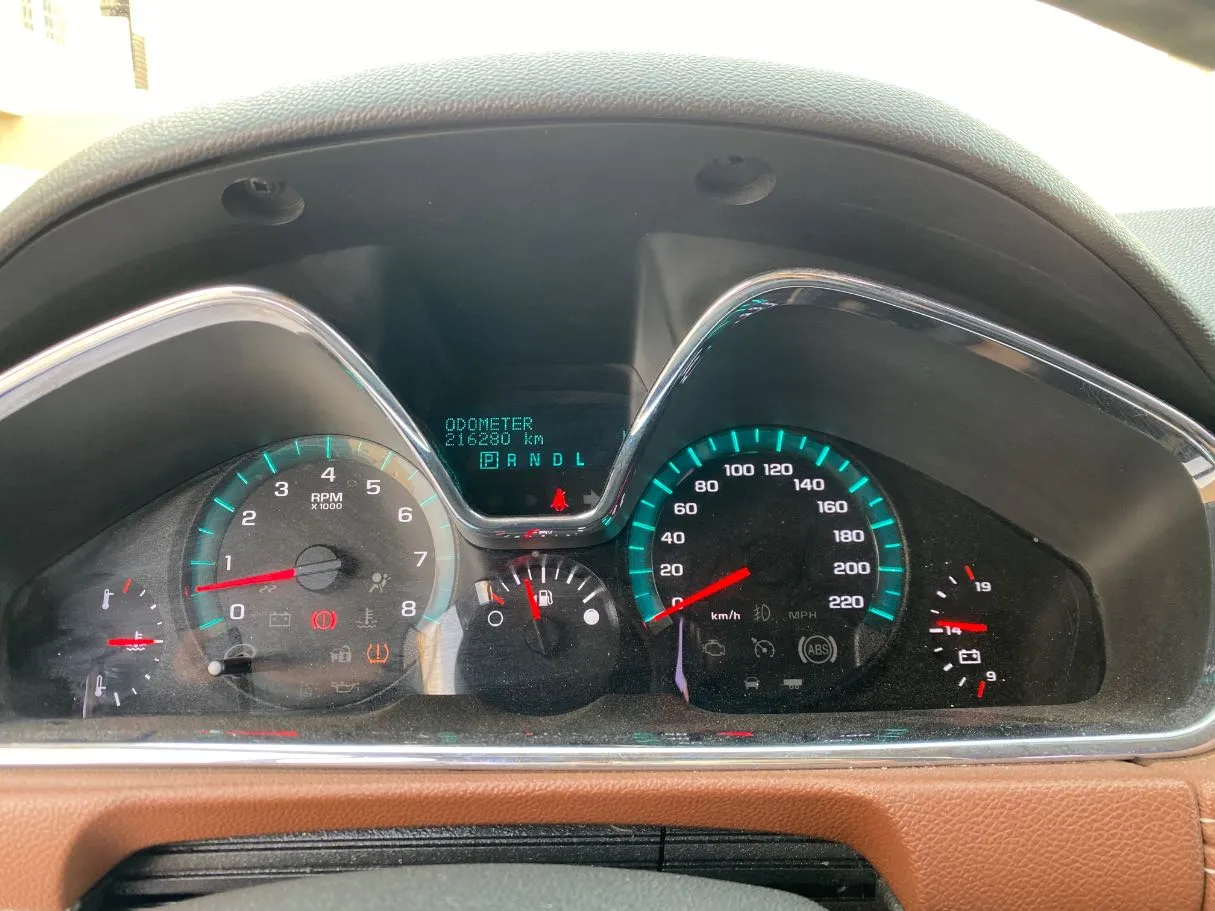 Car image 17