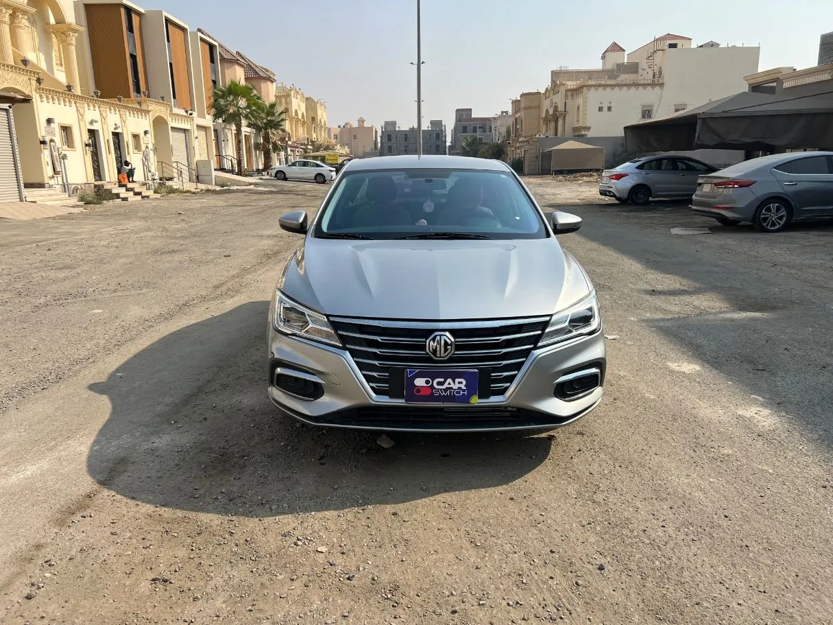 Car image 2