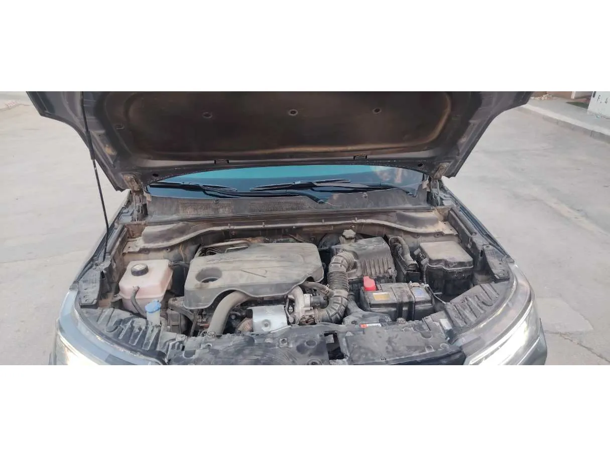 Car image 28