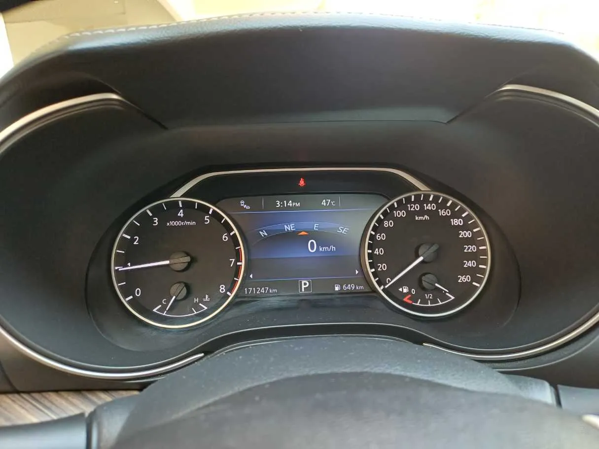 Car image 20