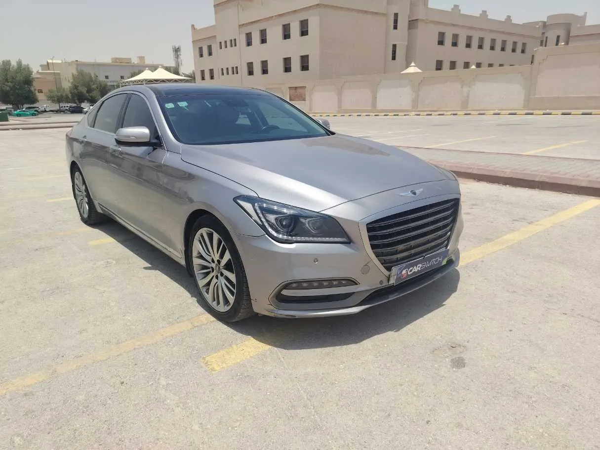 Car image 3