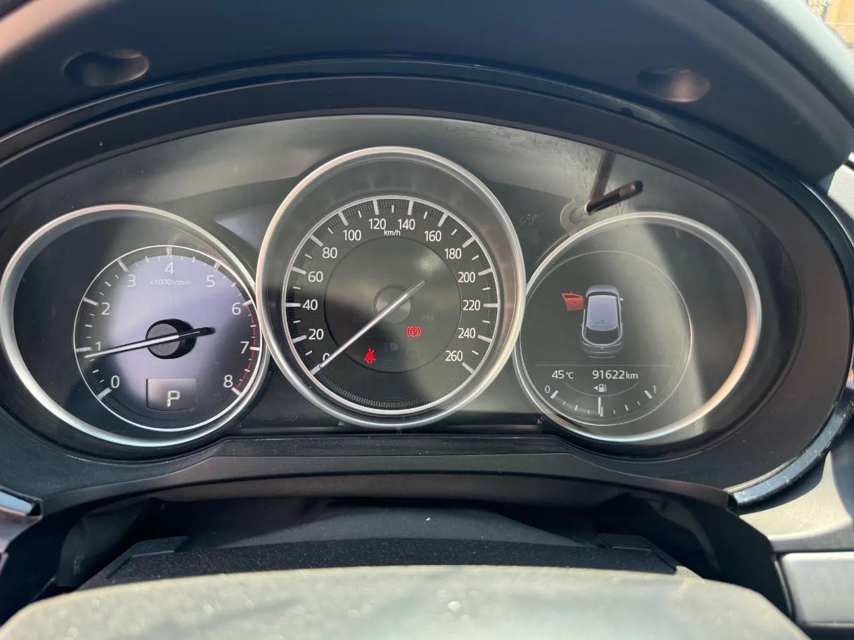 Car image 22