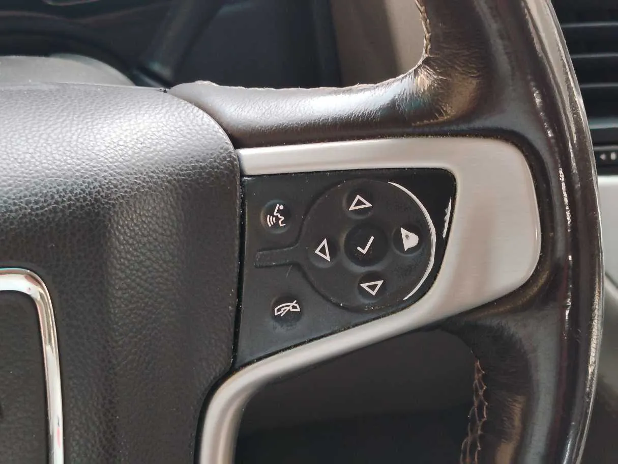 Car image 34