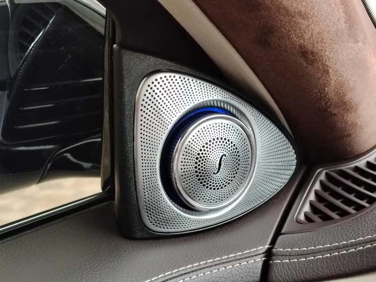 Car image 31