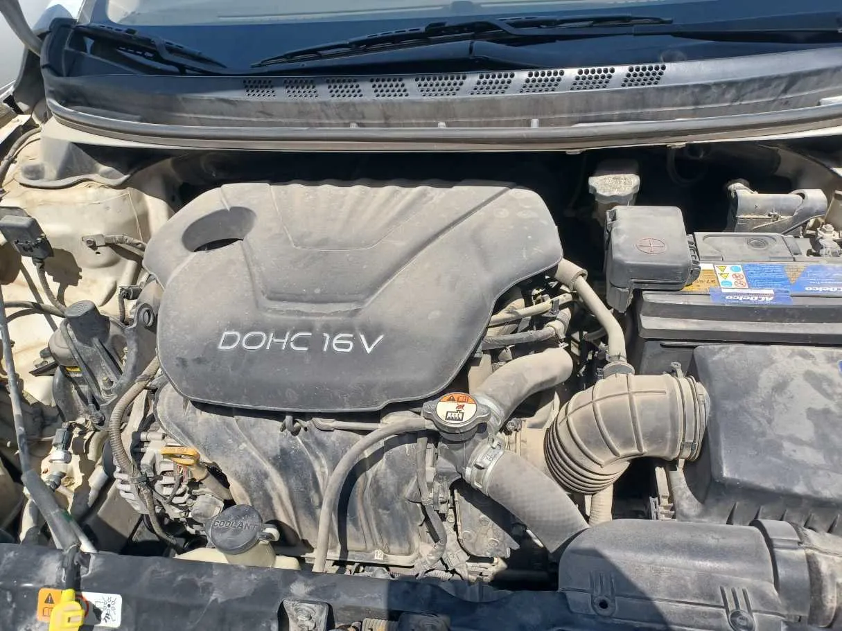 Car image 21