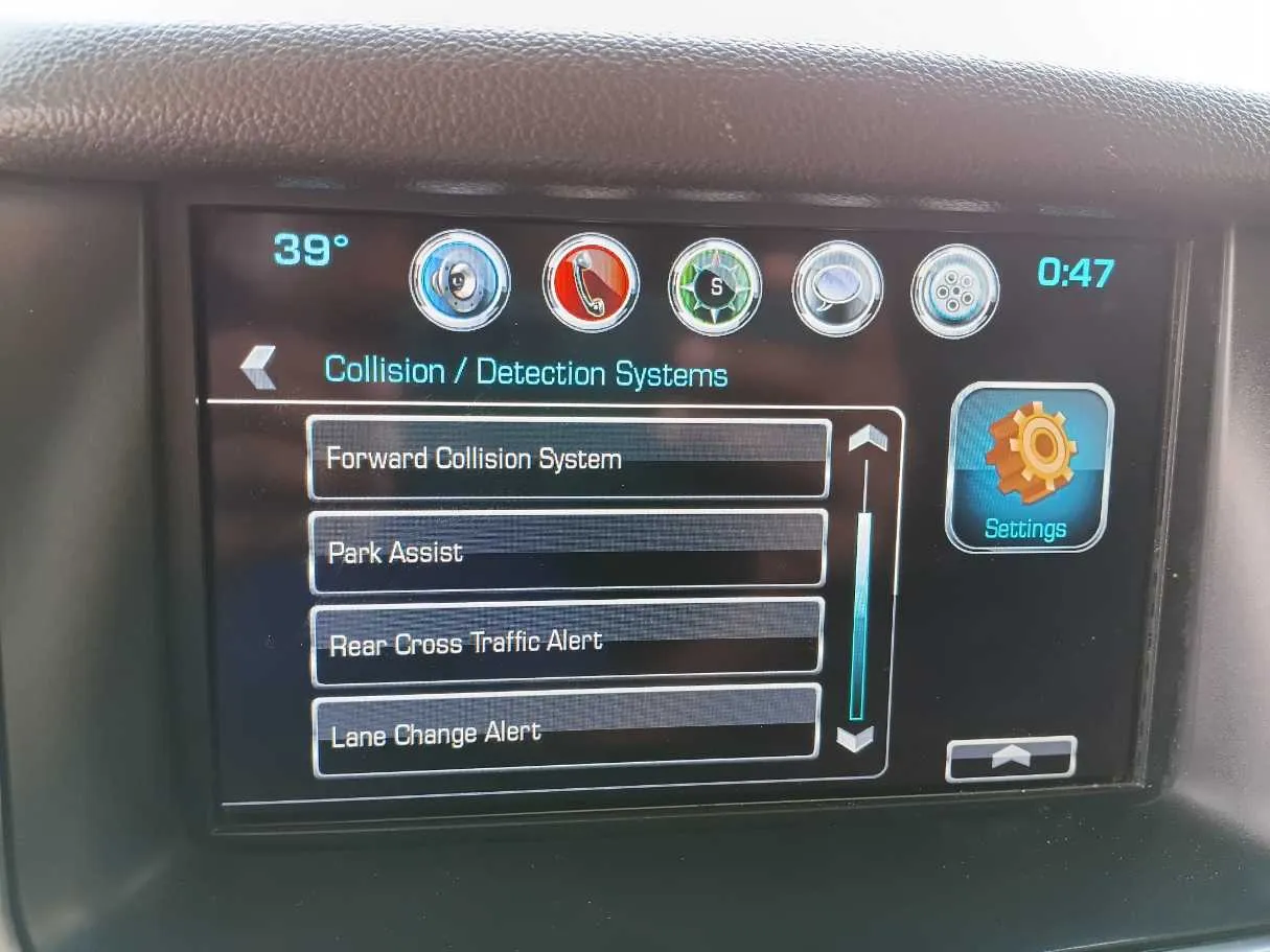 Car image 26