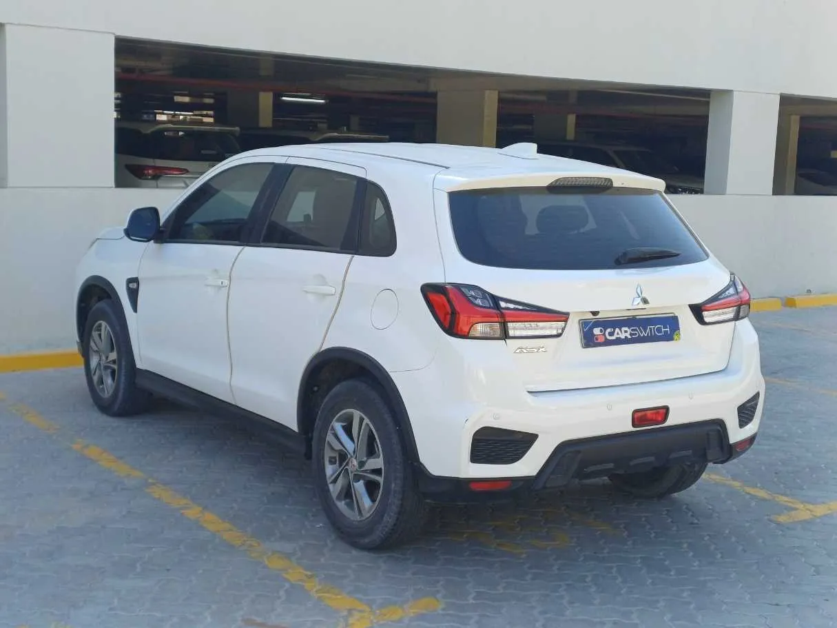 Car image 6