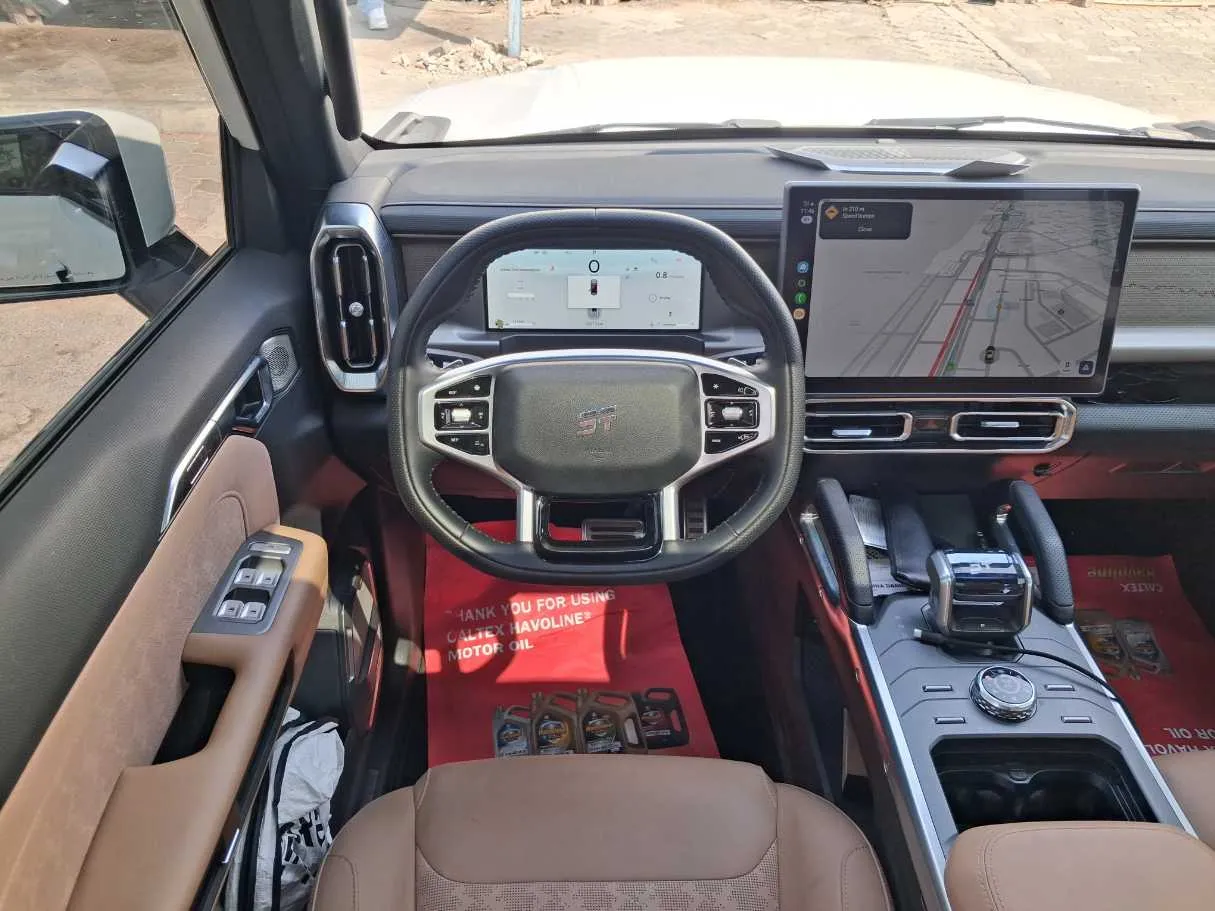 Car image 18