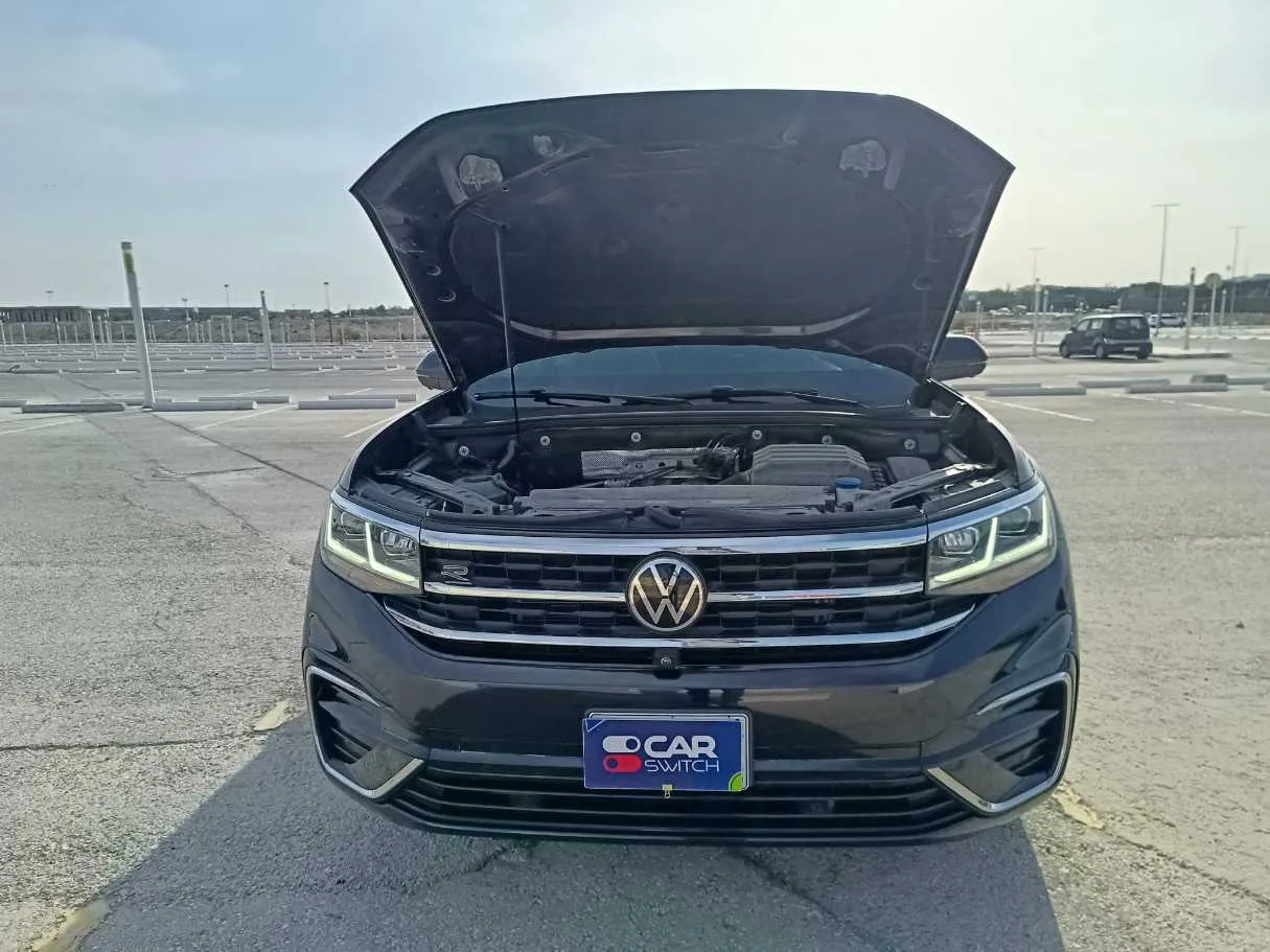 Car image 38