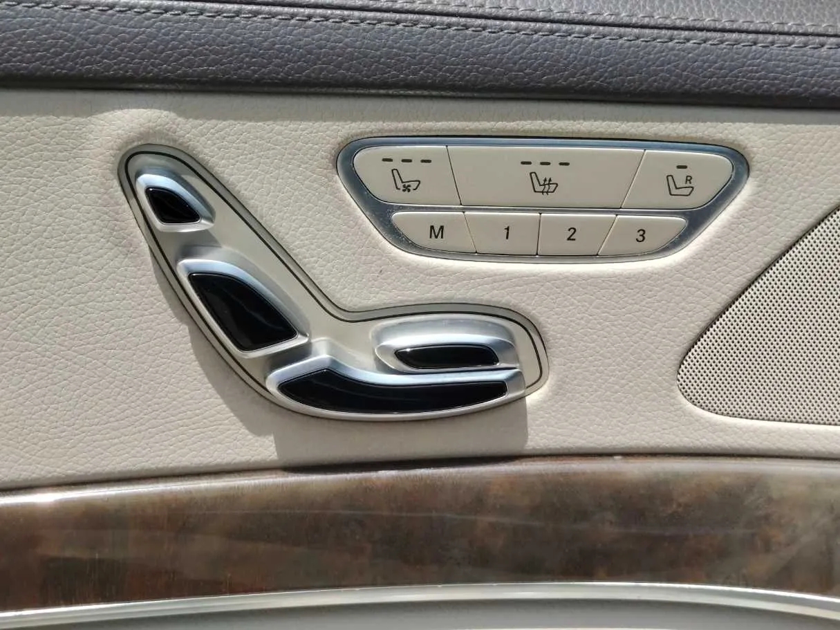 Car image 31